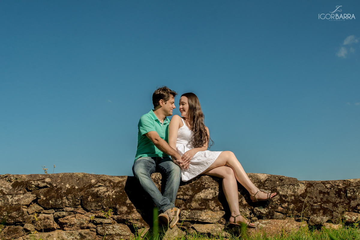 noivos, fotos, casal, namorando, felizes, céu, azul., ibitipoca, mg