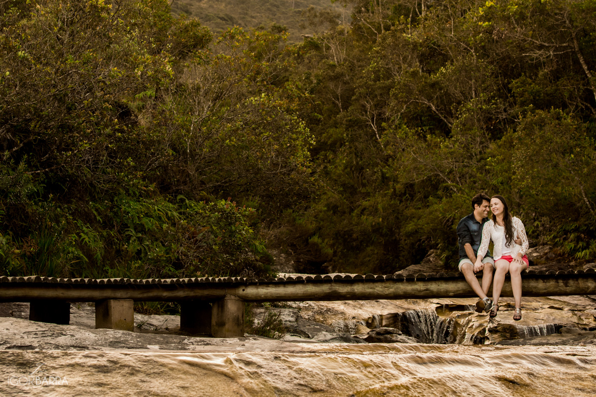 noivos, fotos, casal, namorando, felizes, parque, ponte,  ibitipoca, mg