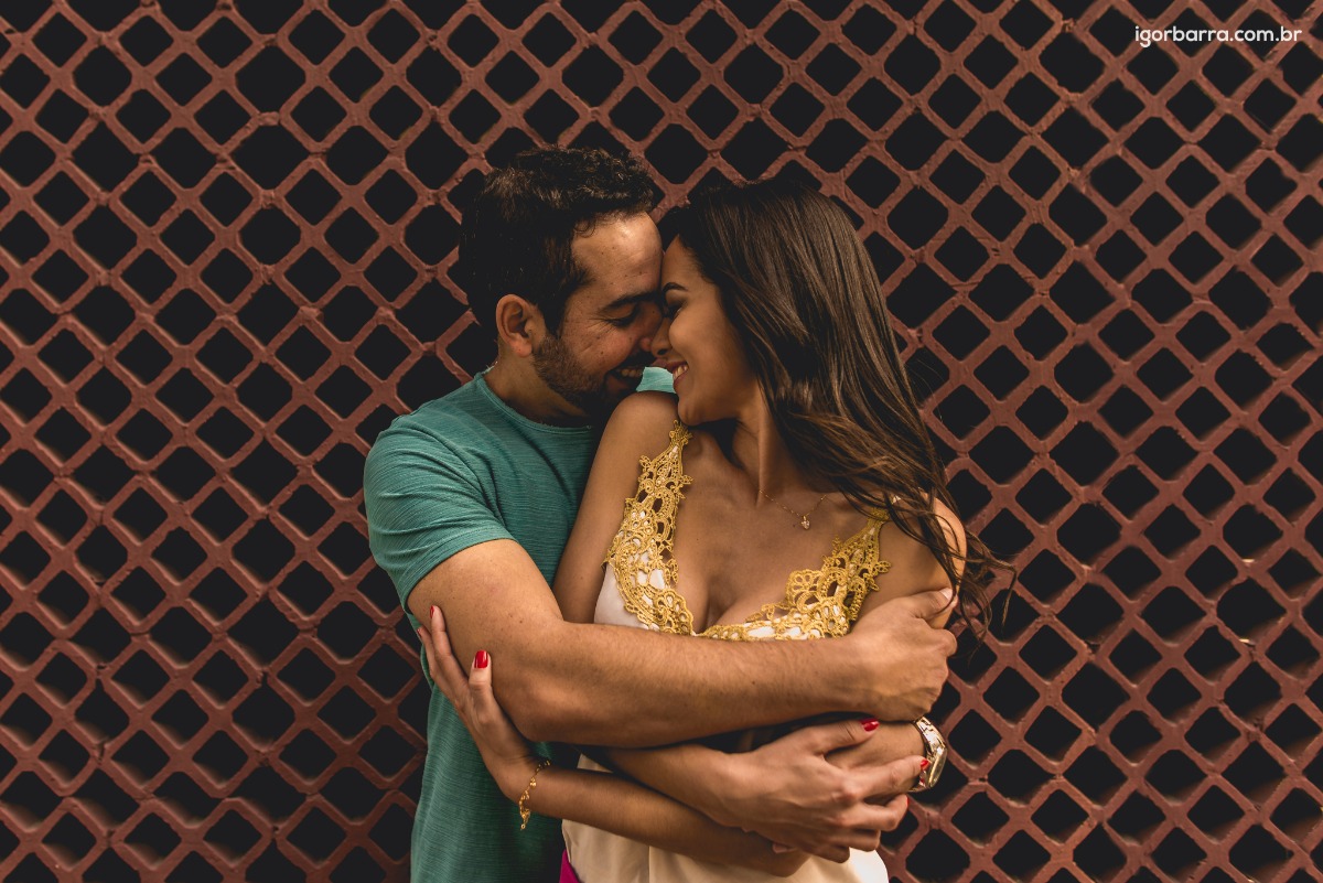 Fotos Casal de noivos se abraçando, Anna e Francisco, esession, pré-casamento, Juiz de Fora, MG