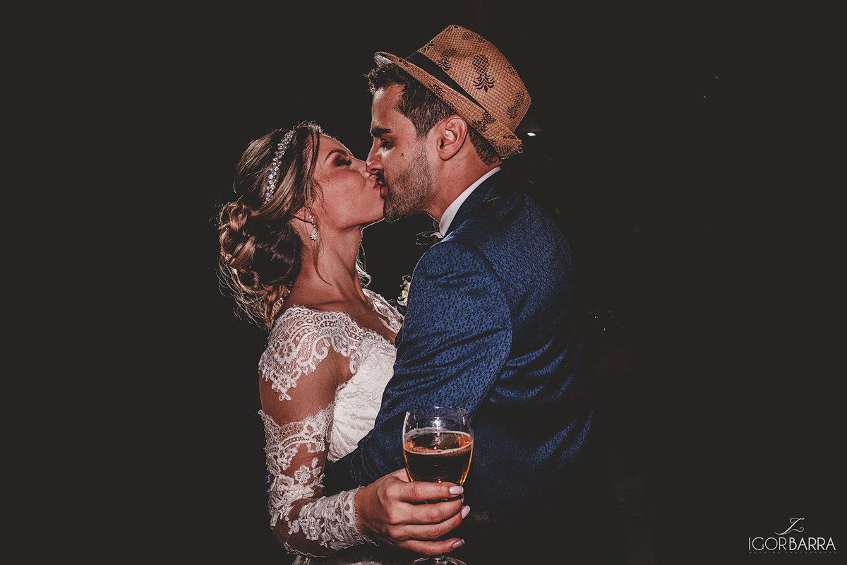 Noivos Dançando, festa de casamento, Paradise Eventos, recepção, festa,  são joão nepomuceno, casamento são joão nepomuceno, fotografia de casamento, fotografo juiz de fora, fotografo são joão nepomuceno, igor barra fotografia