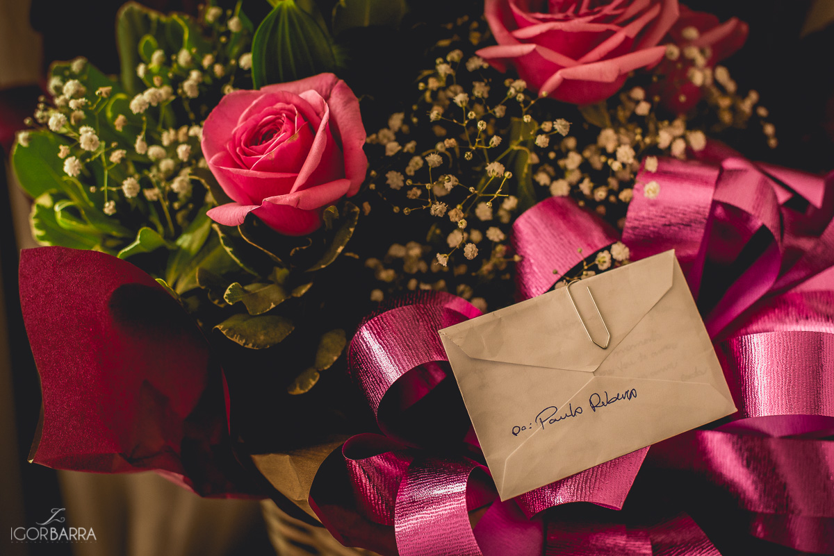 Buque de flores, presente do noivo, making off da noiva, Flavia e Paulo, Juiz de Fora - MG