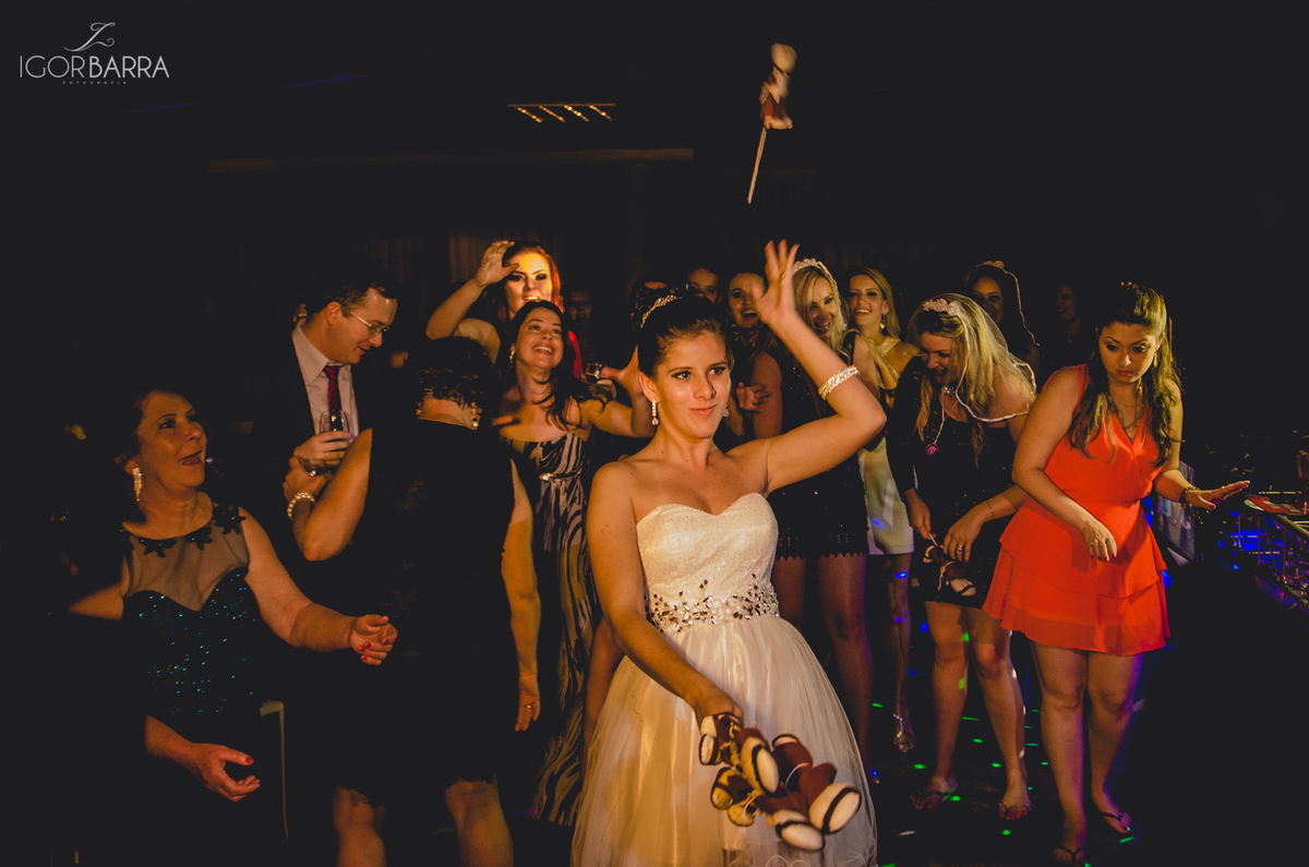 Dança, festa, recepção, Sociedade Portuguesa, Casamento Carla e Etore, Igreja Sâo Geraldo, Cerimonial Sara Sofisticare, Elegance Noivas, Juiz de fora -MG
