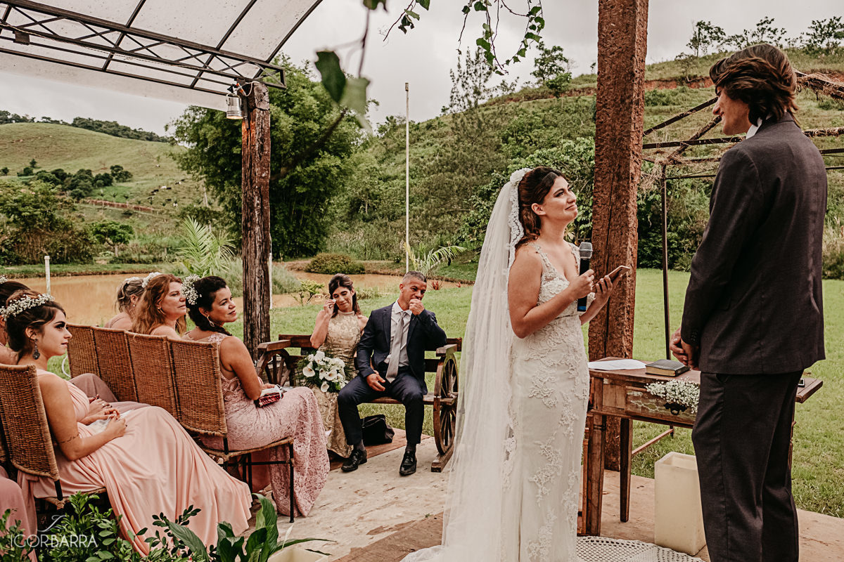 cerimonia, cerimonia ao ar livre, decoração casamento, decoração casamento ao ar livre, casamento de dia, fotografia de casamento, fotografia juiz de fora, lírio do vale