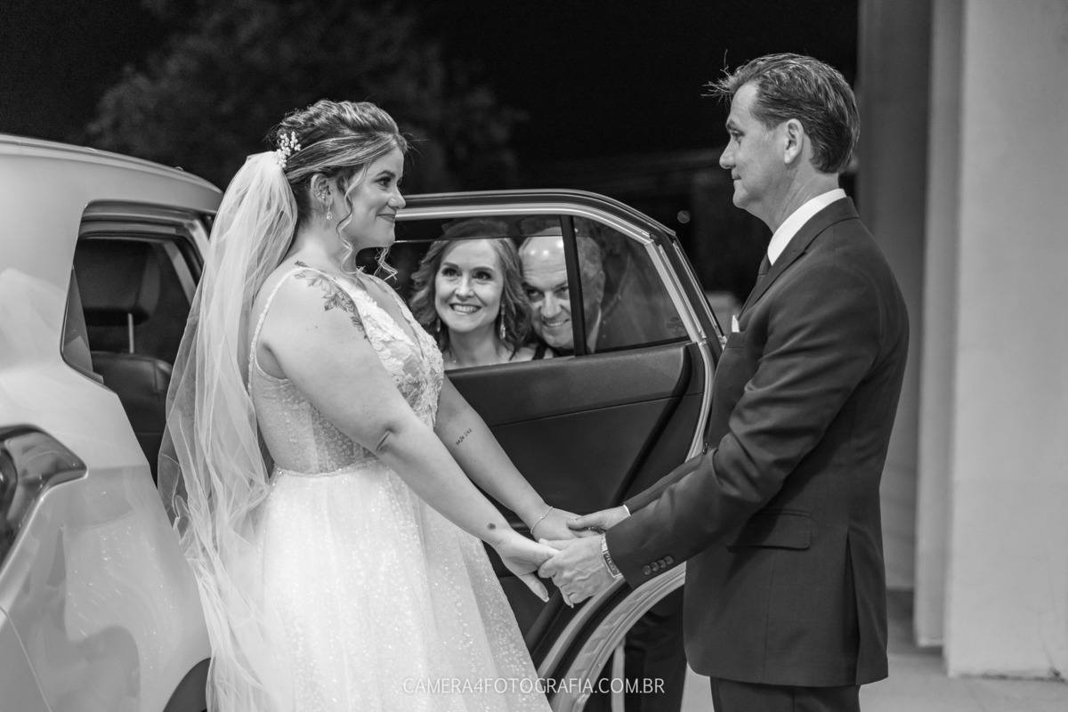 casamento-de-marianne-e-lucas-no-buffet-marcia-e-maro-em-bauru-sp-www.camera4fotografia.com.br