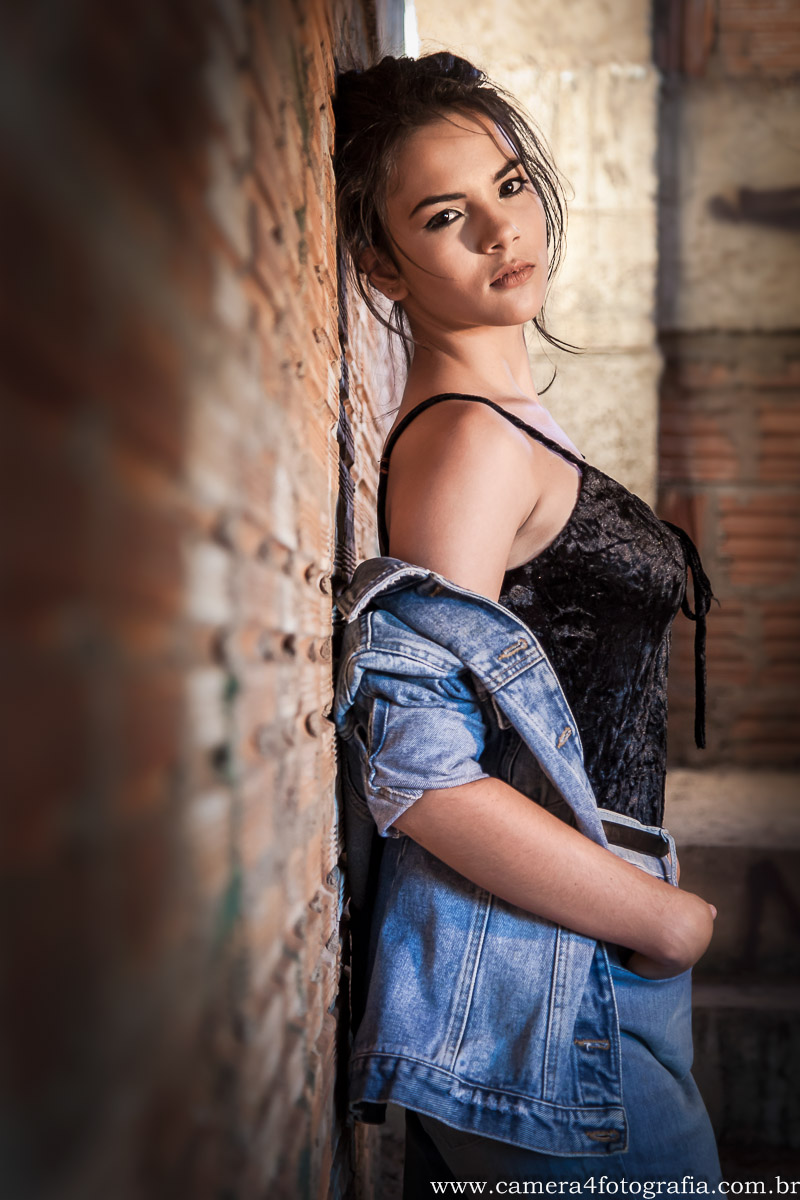 foto da debunte nas escadas