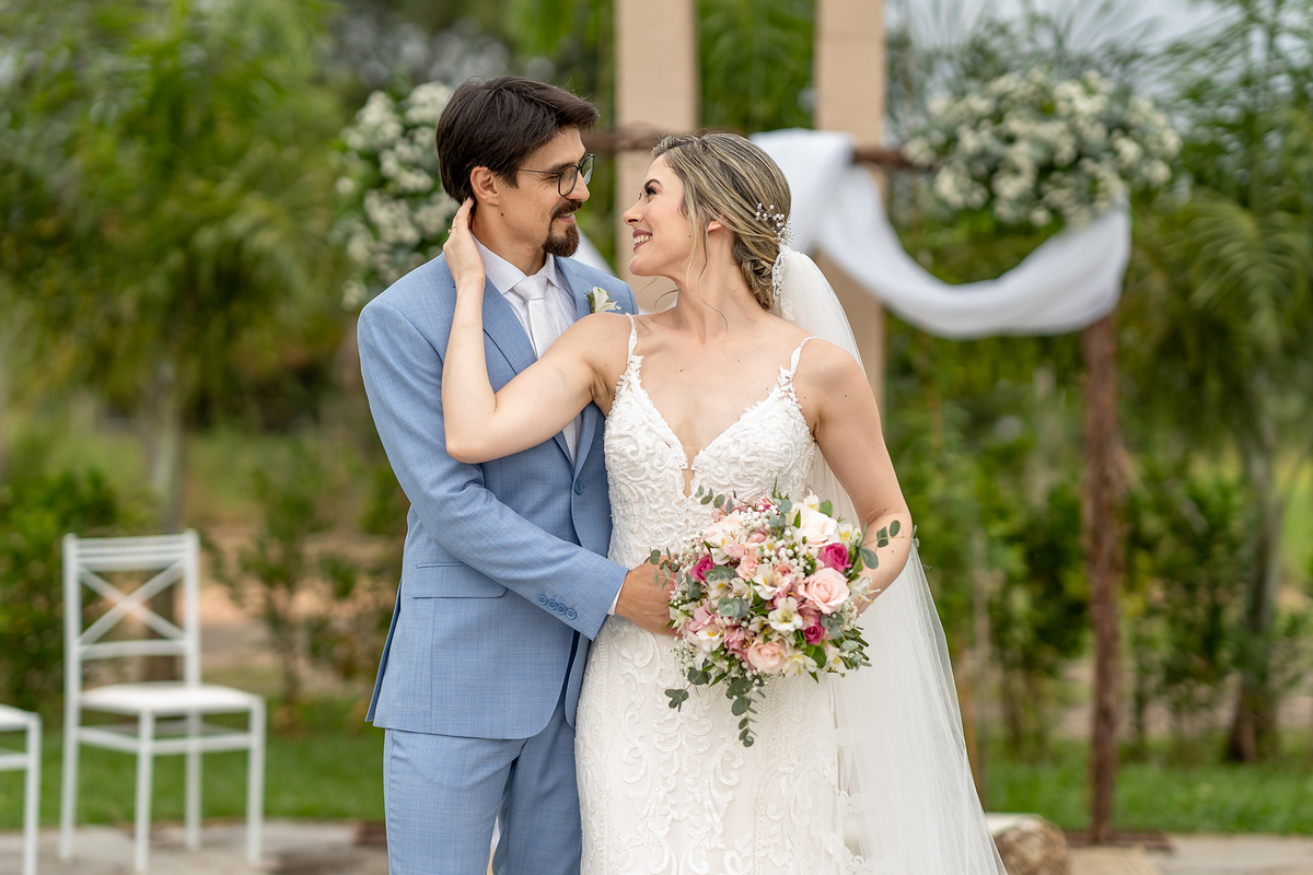 casamento-de-bruna-e-yuri-em-bauru-na-chacára-aveiro-www.camera4fotografia.com.br