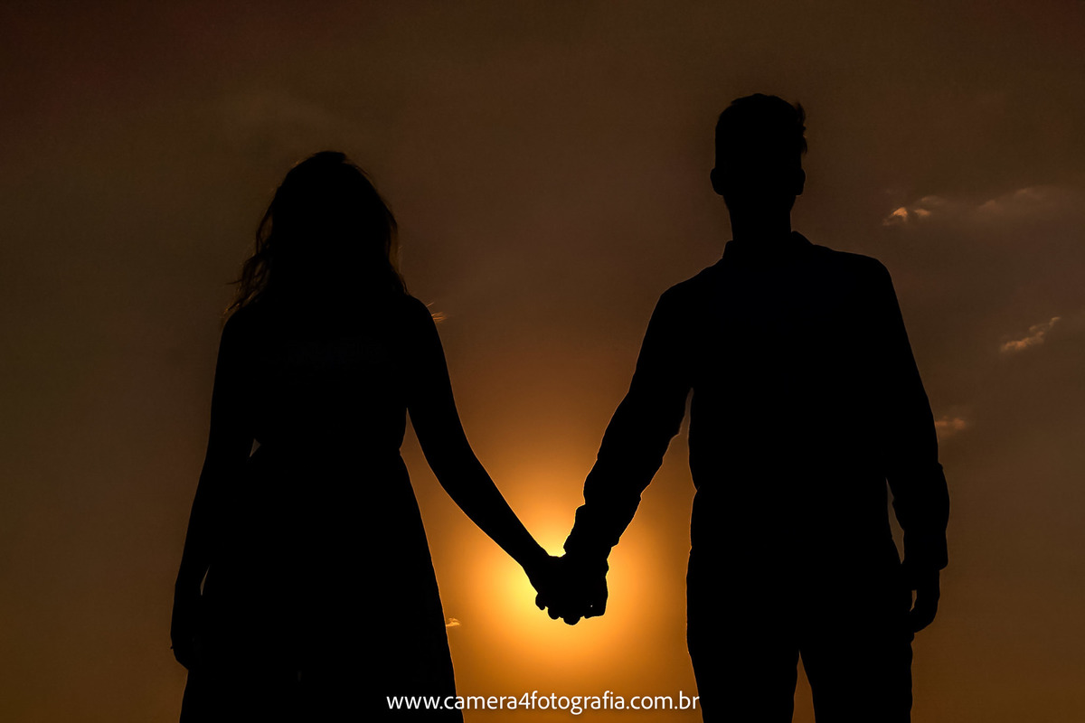 ensaio-pré-casamento-de-laura-e-gabriel-na-cidade-de-pardinho-sp-www.camera4fotografia.com.br