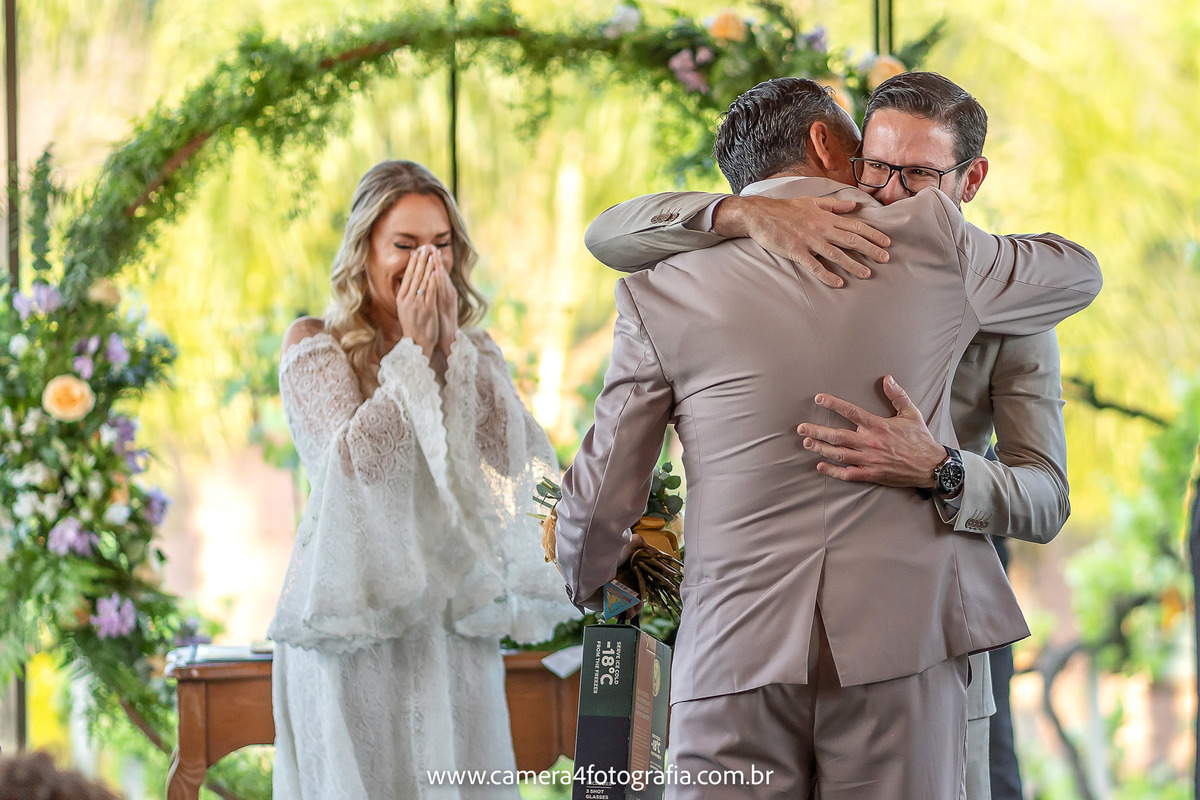 casamento-de-fabiana-e-tiago-na-casa-valduga-em-bento-gonçalves-rs-www.camera4fotografia.com.br