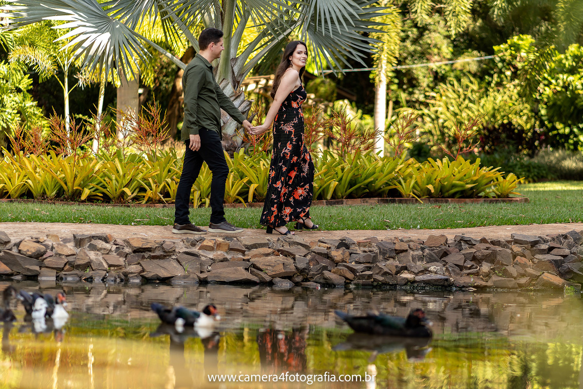 ensaio-pré-casamento-de-emily-e-octávio-no-o-incantare-em-bariri-sp-www.camera4fotografia.com.br