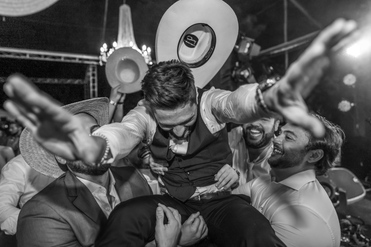 casamento-de-beatriz-e-pedro-na-fazenda-são-benedito-em-agudos-sp-www.camera4fotografia.com.br