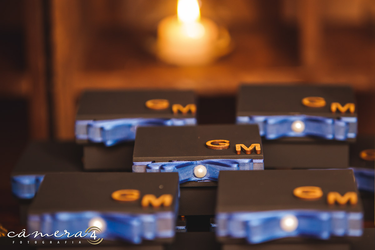 lembrancinha da debutante durante a festa de 15 anos