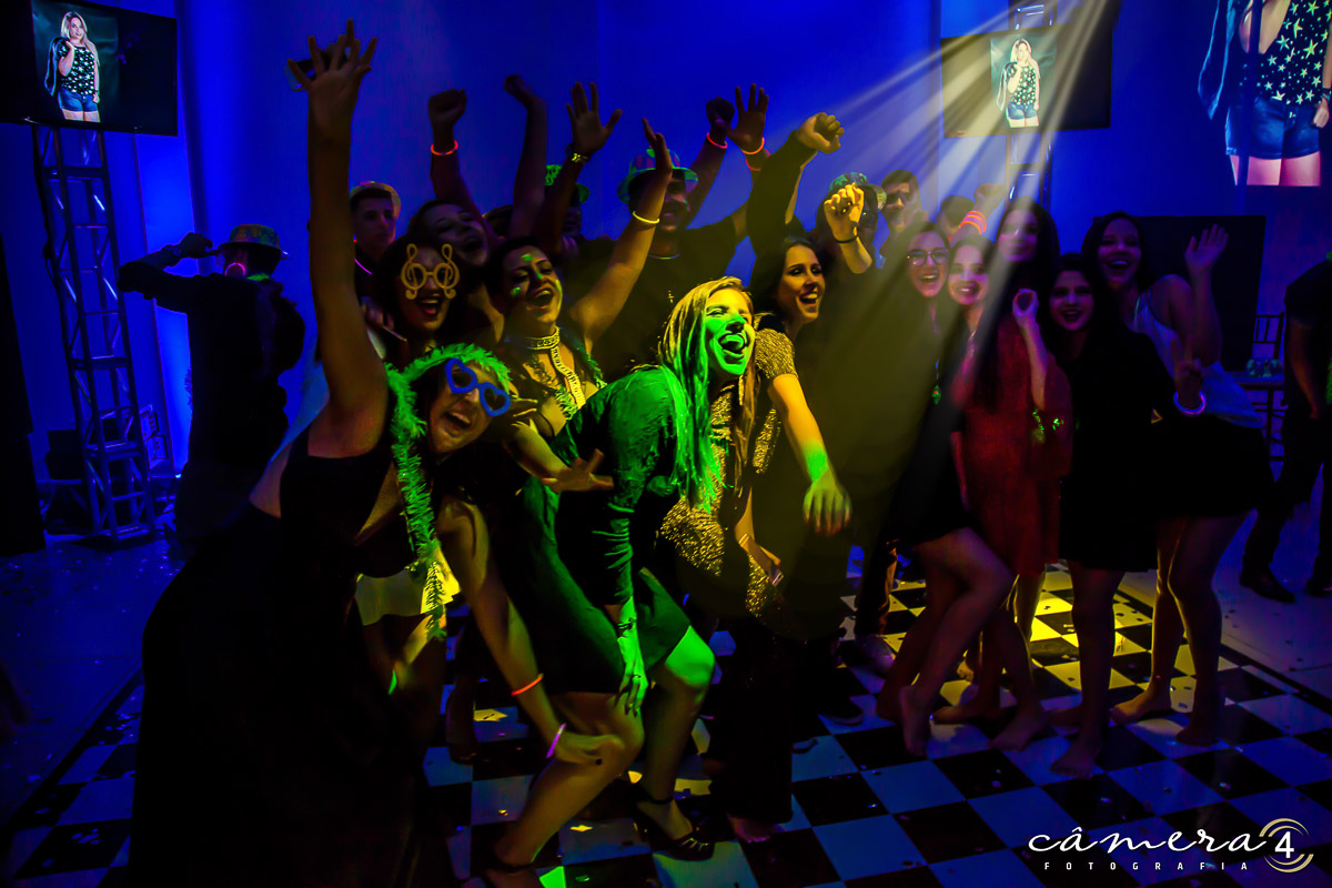 balada de 15 anos durante a festa de debutante