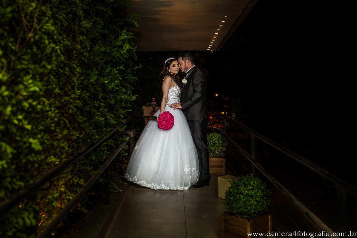 fotos dos noivos na festa