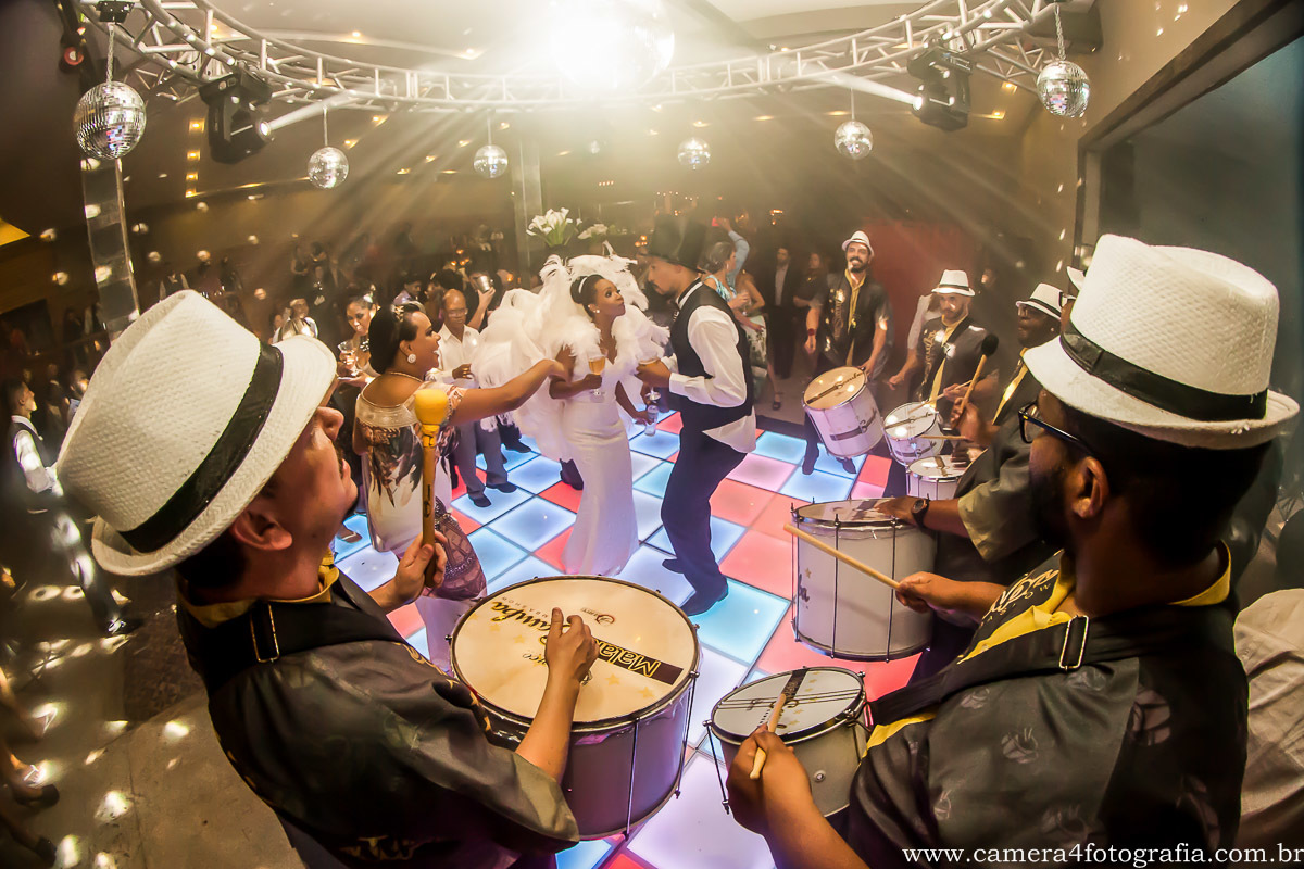 escola de samba no casamento