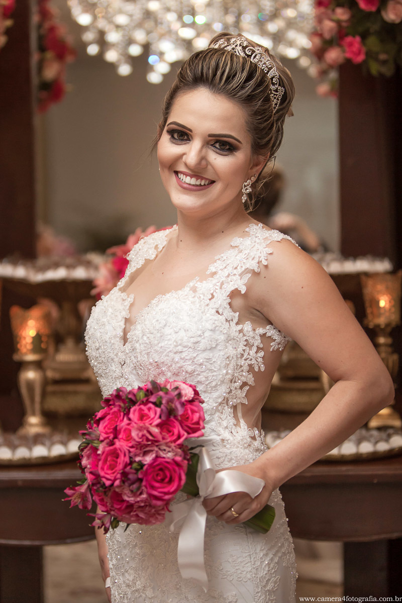 noiva com o buquê