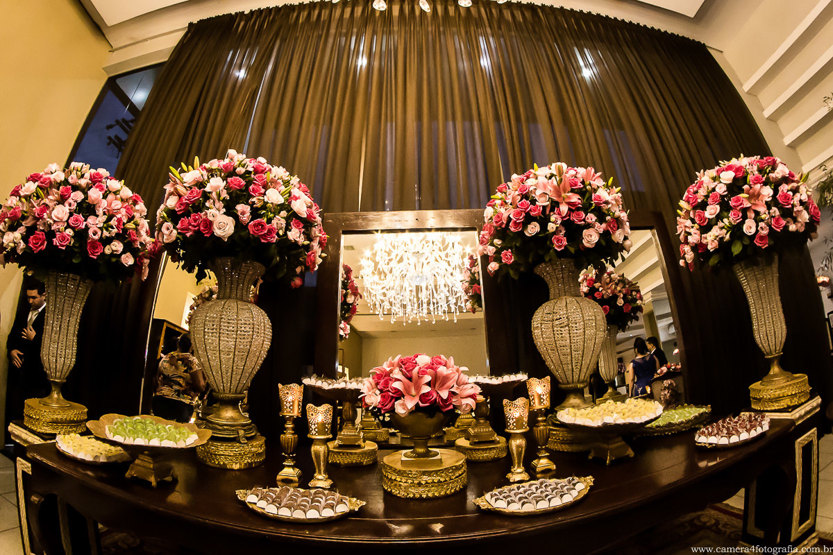 mesa do bolo de casamento