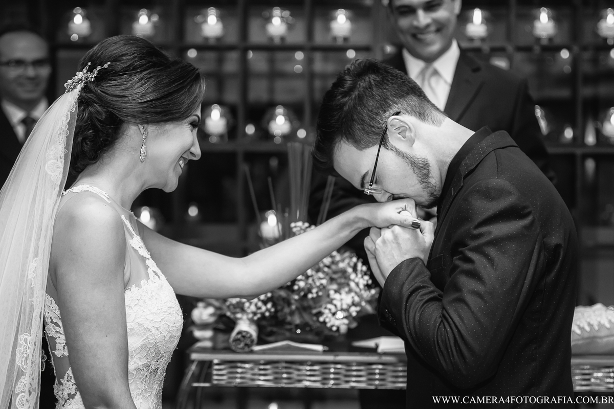 beijando a noiva