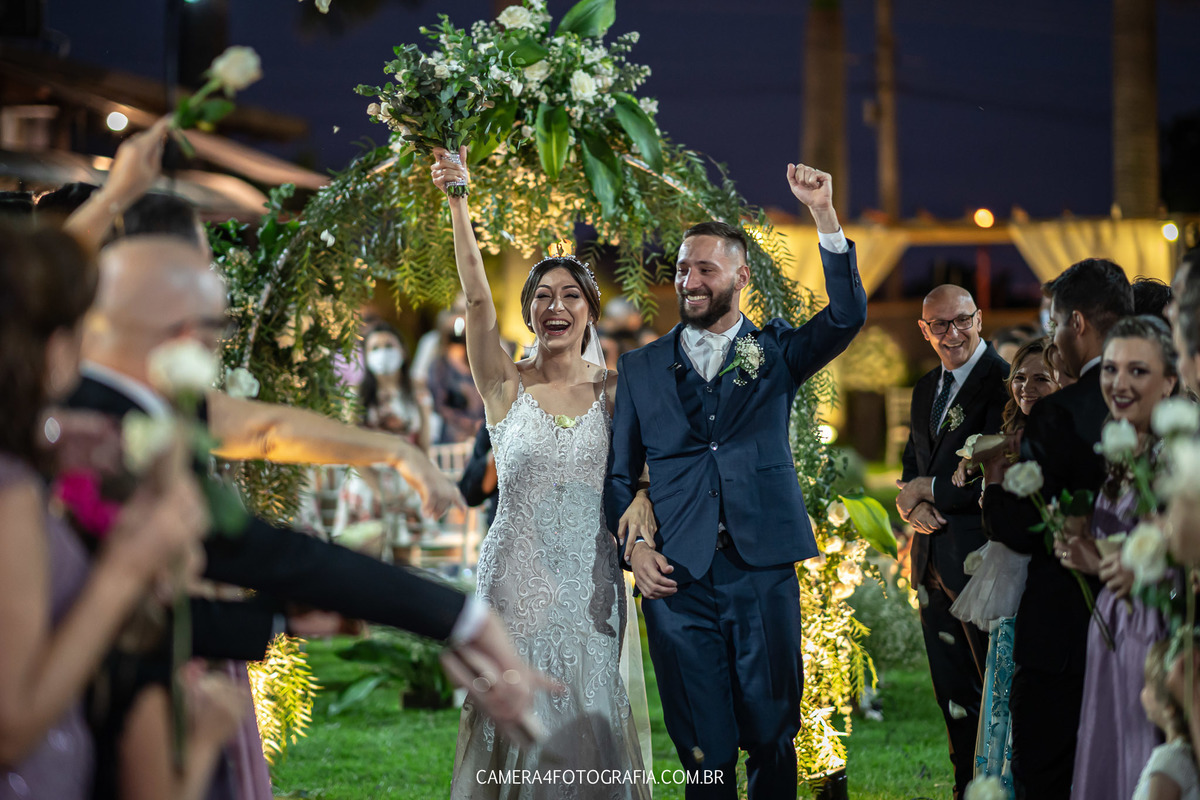 casamento-de-gezarella-e-thiago-em-bauru-sp-camera-4-fotografiao