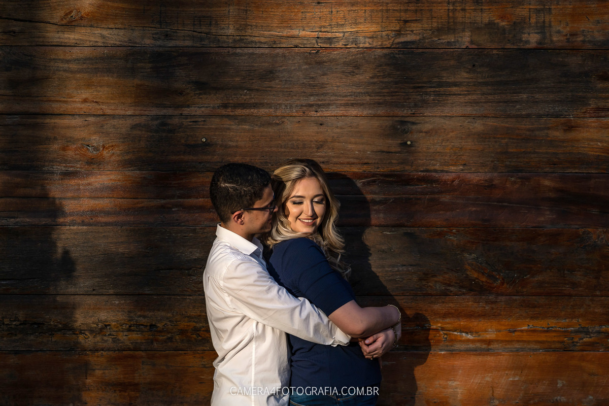 ensaio-pré-wedding-de-rebeca-e-guilehrme-em-piratininga-sp-www.camera4fotografia.com.br