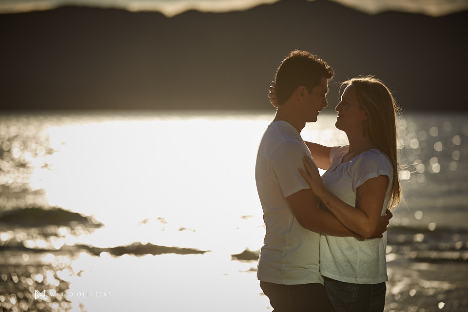 ensaio, casal, praia, sorriso, abraço, pré-casamento, jurêre