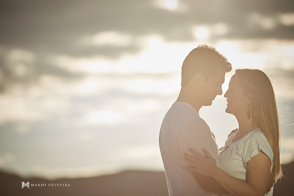 ensaio, casal, praia, sorriso, abraço, pré-casamento, jurêre