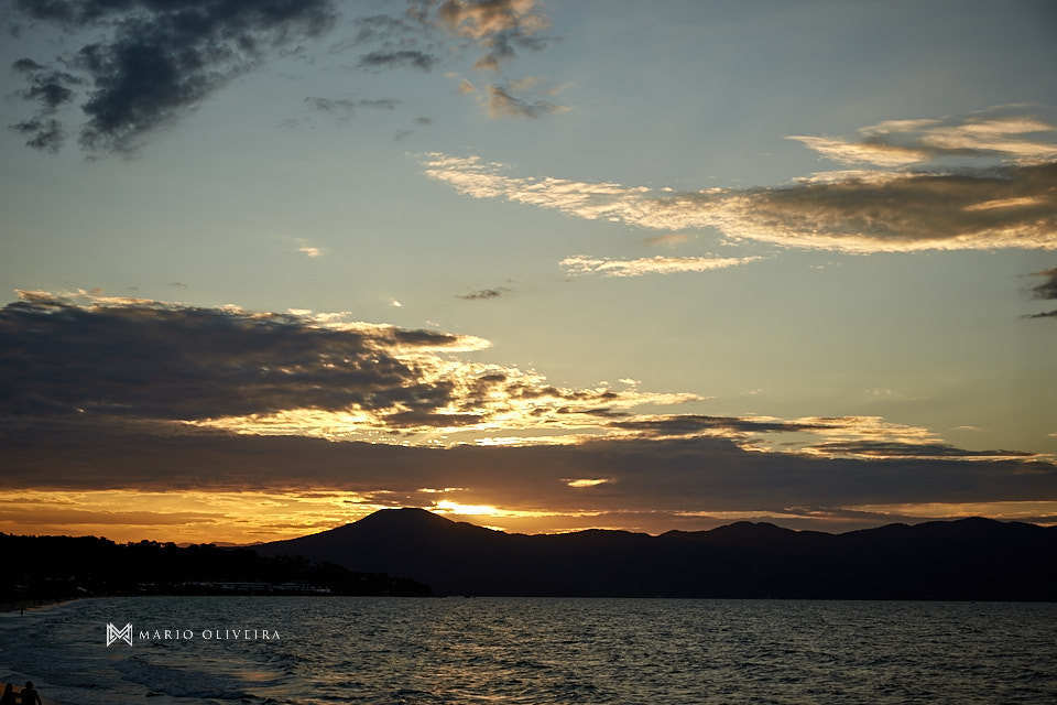 por do sol na praia de jurere