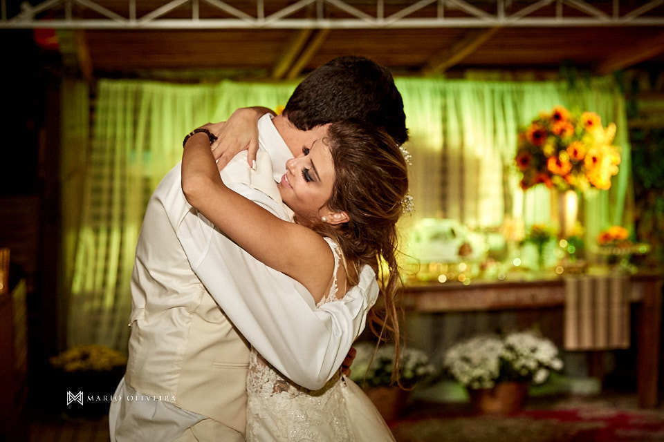 casal abraçado