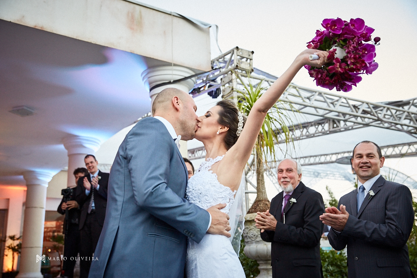 Vitali Hall, Vanessa e Alessandro, Fotografia de Casamento, Mario Oliveira, Balneario Camboriu, Florianópolis, Vestido de noiva, Decoração, Buque Rosa, Azul Tiffany