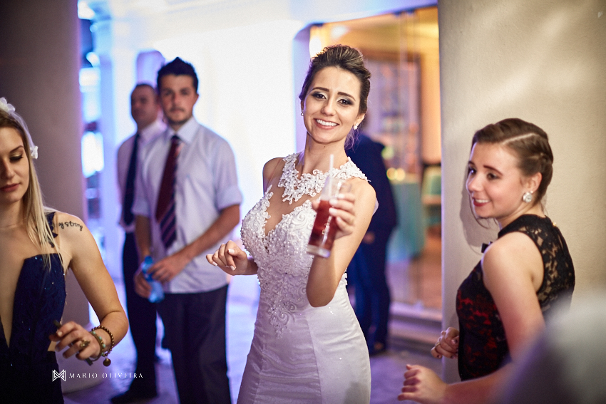 Vitali Hall, Vanessa e Alessandro, Fotografia de Casamento, Mario Oliveira, Balneario Camboriu, Florianópolis, Vestido de noiva, Decoração, Buque Rosa, Azul Tiffany