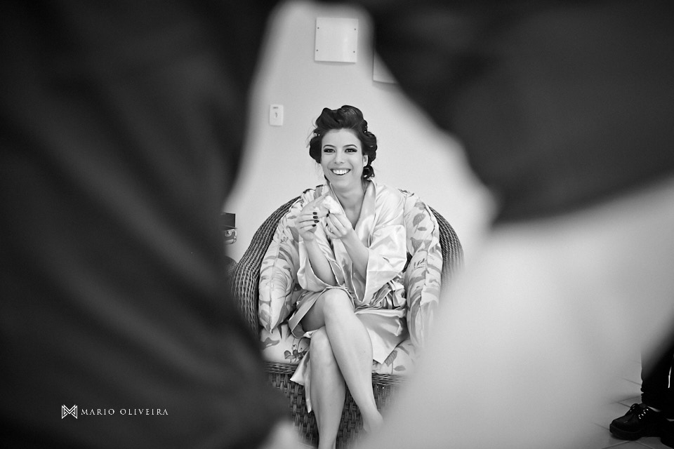 fotografo de casamento em florianopolis, melhor fotografo de florianopolis, mario oliveira, casamento terraço cacupe, joinville, casamento na praia, foto do making of da noiva, casamento rock and roll