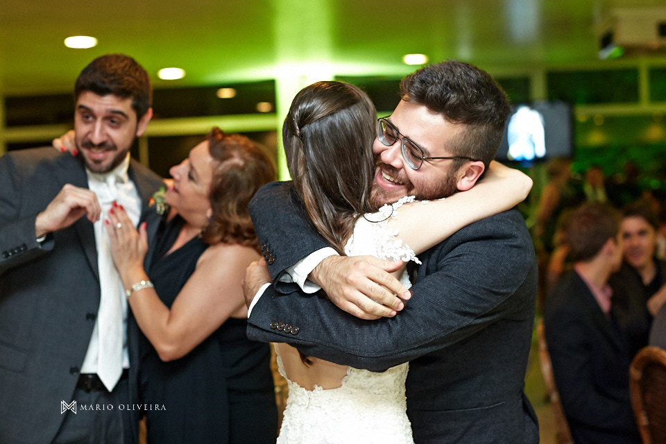 fotografo de casamento em florianopolis, melhor fotografo de florianopolis, mario oliveira, casamento terraço cacupe, joinville, casamento na praia, foto do making of da noiva, casamento rock and roll