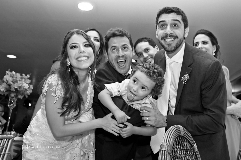 fotografo de casamento em florianopolis, melhor fotografo de florianopolis, mario oliveira, casamento terraço cacupe, joinville, casamento na praia, foto do making of da noiva, casamento rock and roll