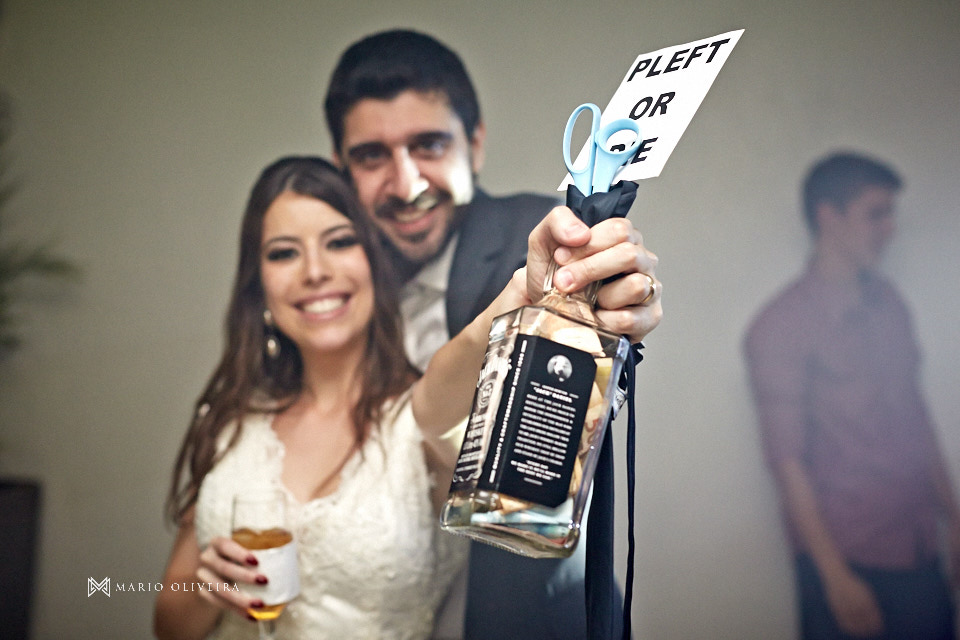 fotografo de casamento em florianopolis, melhor fotografo de florianopolis, mario oliveira, casamento terraço cacupe, joinville, casamento na praia, foto do making of da noiva, casamento rock and roll