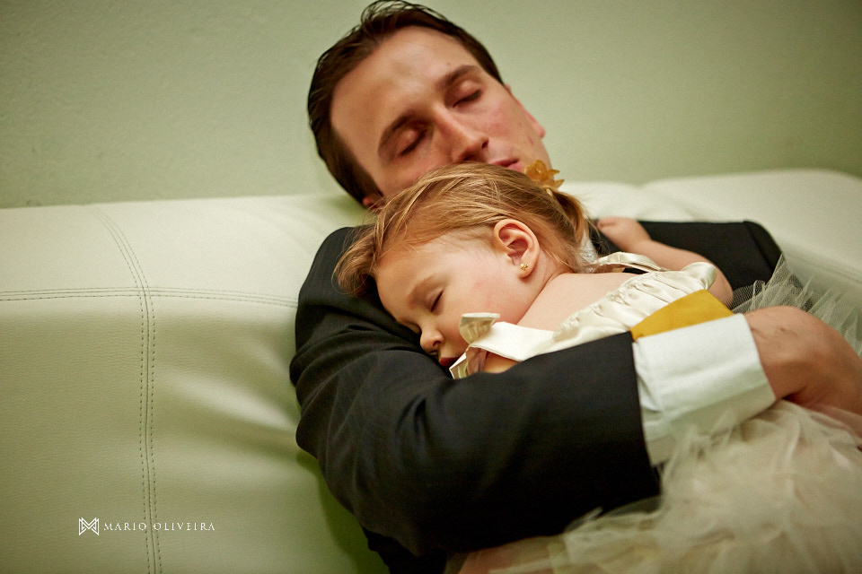 fotografo de casamento em florianopolis, melhor fotografo de florianopolis, mario oliveira, casamento terraço cacupe, joinville, casamento na praia, foto do making of da noiva, casamento rock and roll