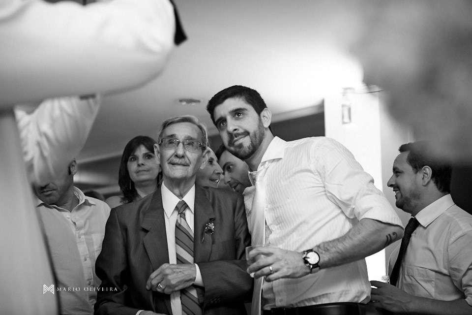 fotografo de casamento em florianopolis, melhor fotografo de florianopolis, mario oliveira, casamento terraço cacupe, joinville, casamento na praia, foto do making of da noiva, casamento rock and roll