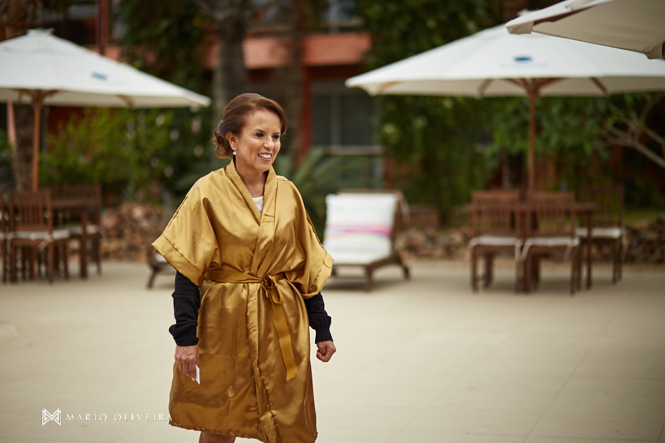 robe da noiva, Estaleiro guest house, balneario comboriu, mario oliveira, melhor fotografo de florianópolis, casamento na praia,