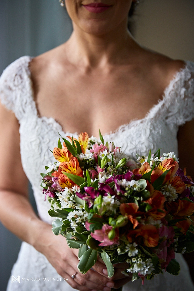 vestido de noiva, making of da noiva, Estaleiro guest house, balneario comboriu, mario oliveira, melhor fotografo de florianópolis, casamento na praia,