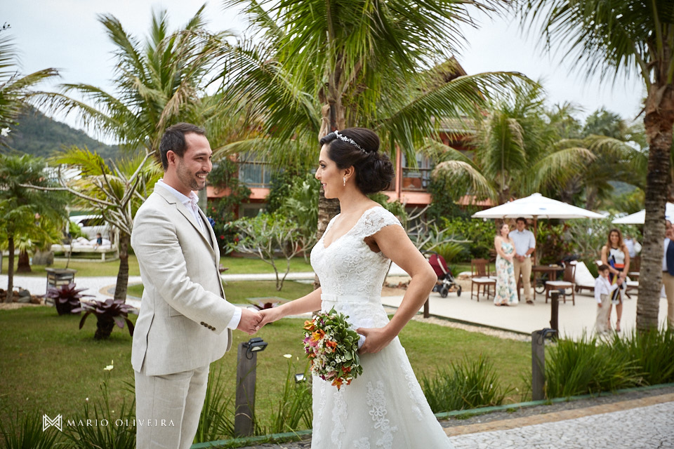 entrada da noiva, Estaleiro guest house, balneario comboriu, mario oliveira, melhor fotografo de florianópolis, casamento na praia,