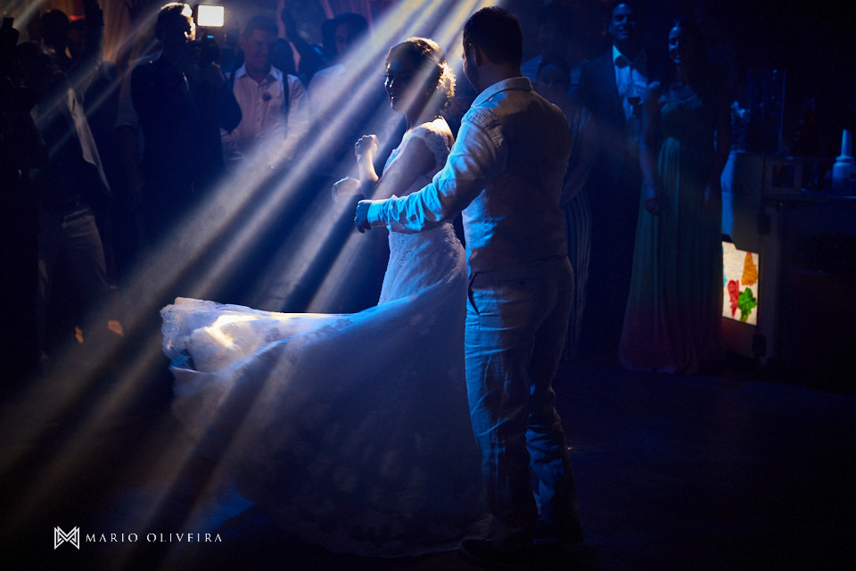 primeira dança, valsa, Estaleiro guest house, balneario comboriu, mario oliveira, melhor fotografo de florianópolis, casamento na praia,
