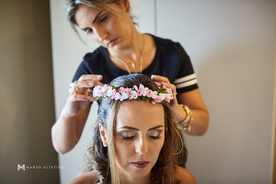 fotografo de casamento em florianopolis, melhor fotografo de florianopolis, mario oliveira, casamento no espaço ondas, casamento na praia, foto do making of da noiva, casamento de dia