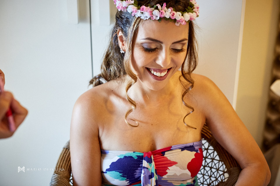 fotografo de casamento em florianopolis, melhor fotografo de florianopolis, mario oliveira, casamento no espaço ondas, casamento na praia, foto do making of da noiva, casamento de dia