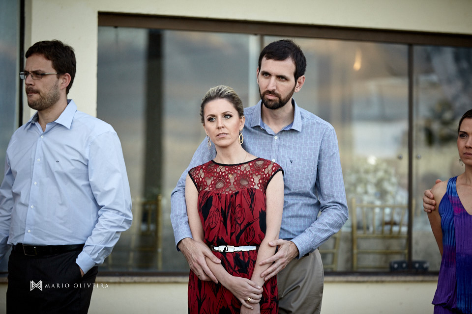 fotografo de casamento em florianopolis, melhor fotografo de florianopolis, mario oliveira, casamento no espaço ondas, casamento na praia, foto do making of da noiva, casamento de dia