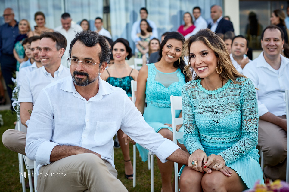 fotografo de casamento em florianopolis, melhor fotografo de florianopolis, mario oliveira, casamento no espaço ondas, casamento na praia, foto do making of da noiva, casamento de dia