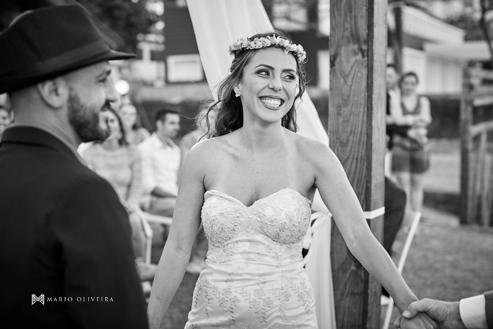 fotografo de casamento em florianopolis, melhor fotografo de florianopolis, mario oliveira, casamento no espaço ondas, casamento na praia, foto do making of da noiva, casamento de dia