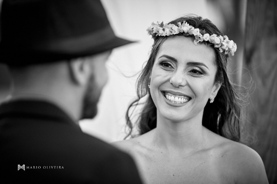 fotografo de casamento em florianopolis, melhor fotografo de florianopolis, mario oliveira, casamento no espaço ondas, casamento na praia, foto do making of da noiva, casamento de dia