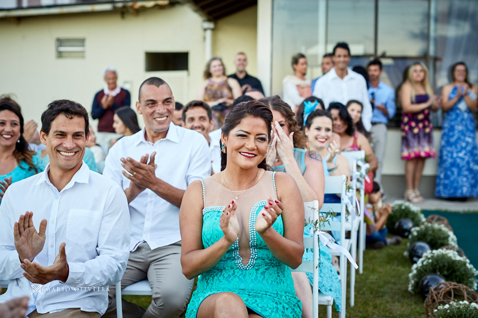 fotografo de casamento em florianopolis, melhor fotografo de florianopolis, mario oliveira, casamento no espaço ondas, casamento na praia, foto do making of da noiva, casamento de dia
