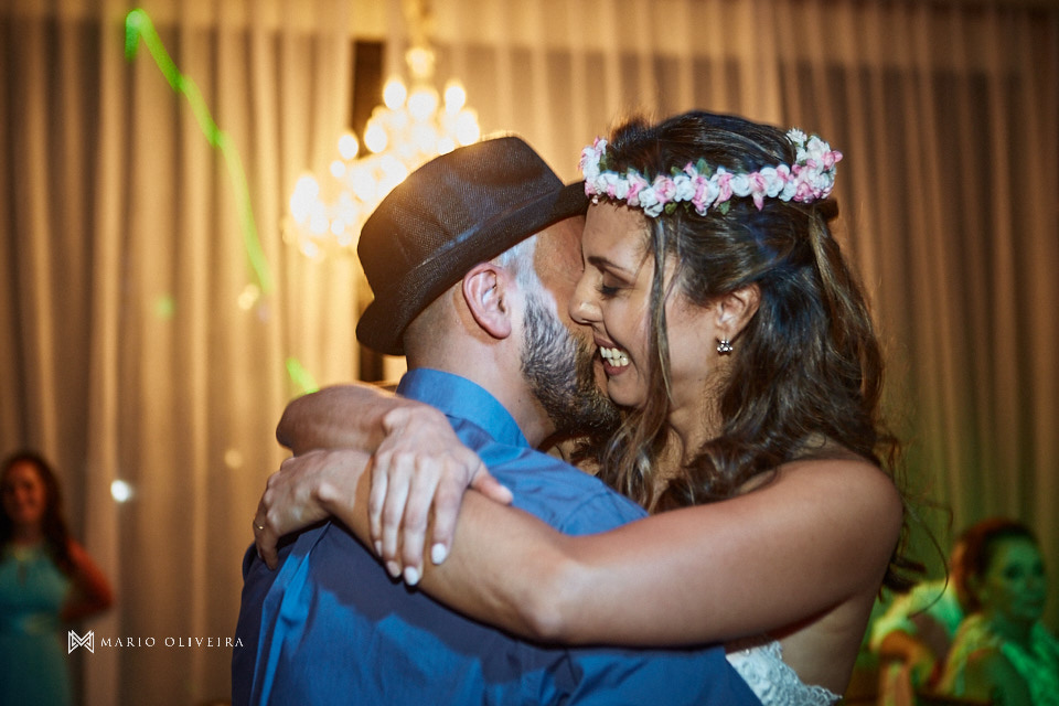 fotografo de casamento em florianopolis, melhor fotografo de florianopolis, mario oliveira, casamento no espaço ondas, casamento na praia, foto do making of da noiva, casamento de dia