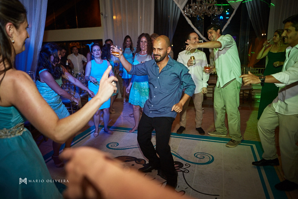 fotografo de casamento em florianopolis, melhor fotografo de florianopolis, mario oliveira, casamento no espaço ondas, casamento na praia, foto do making of da noiva, casamento de dia