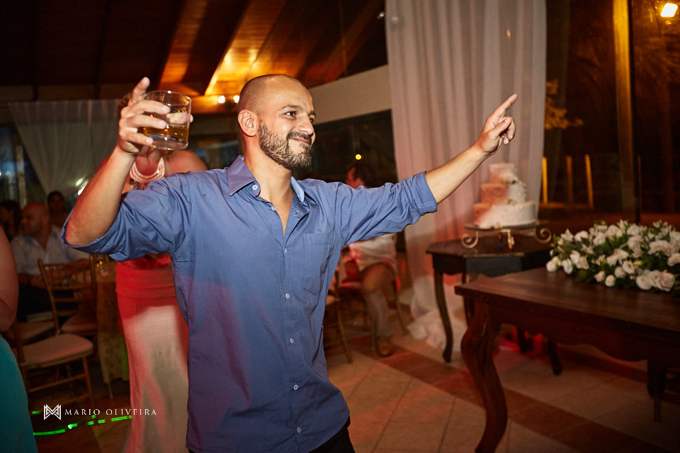 fotografo de casamento em florianopolis, melhor fotografo de florianopolis, mario oliveira, casamento no espaço ondas, casamento na praia, foto do making of da noiva, casamento de dia