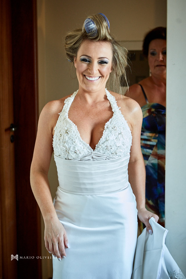 casamento na praia dos ingleses, vestido de noiva, making of noivo, mario oliveira, melhor fotografo de florianopolis